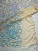 Floral Star Leaf Design - Aqua Iridescent